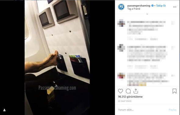 Uçakta rezalet ! Sosyal medyada yer yerinden oynadı