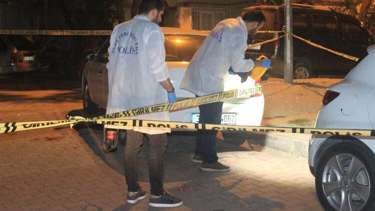 İstanbul'da kara çarşaflı saldırgan dehşet saçtı