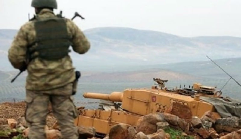 Afrin'de üs bölgesine tanksavar saldırısı: 2 asker yaralı