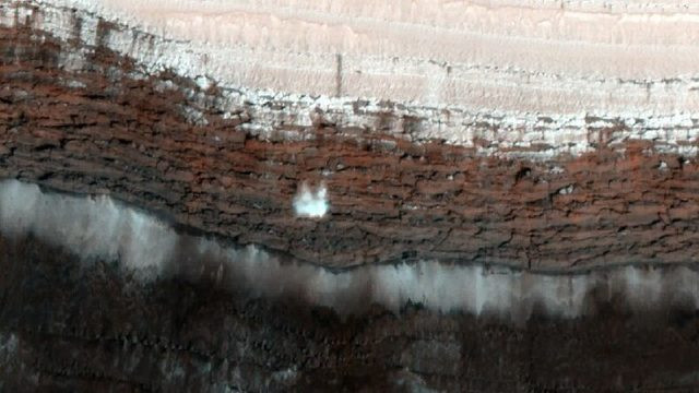 Mars'ta devasa çığ izi bulundu