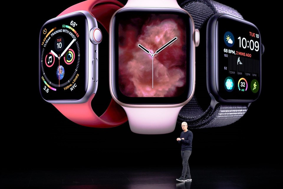 Apple iPhone 11'i tanıttı ! İşte fiyatı ve özellikleri