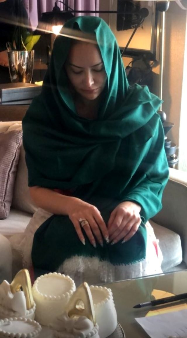 Volkan Aslan’la evlenen Aylin Coşkun’a kilolarca altın takıldı