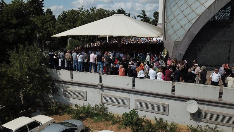 Süleyman Turan son yolculuğuna uğurlandı