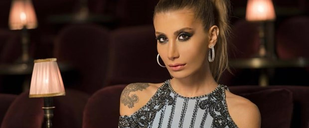 İrem Derici’nin paylaşımı hayranlarını ayaklandırdı