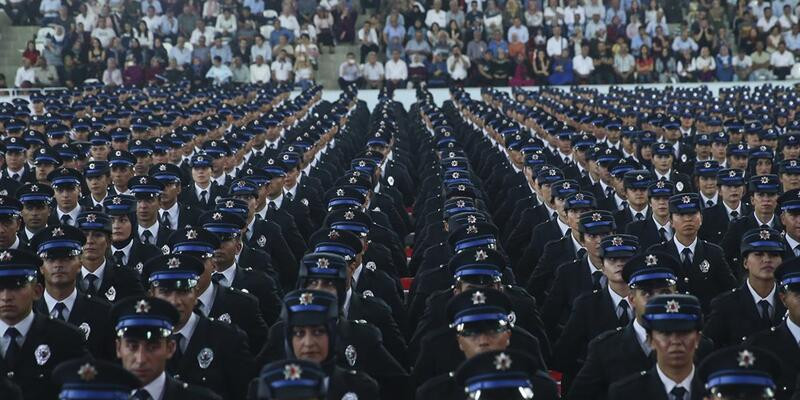 Emniyet 2 bin 500 polis alacak