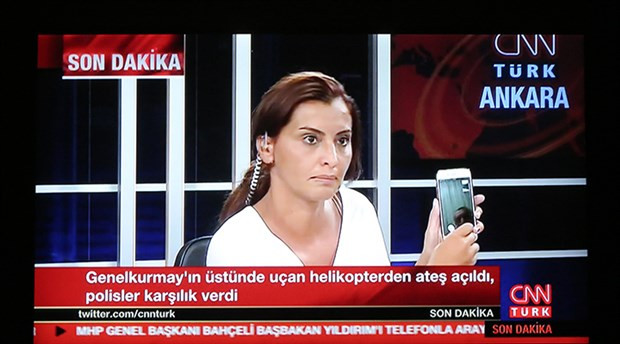 Hande Fırat 'yerli otoyu' gördüğünü iddia etti