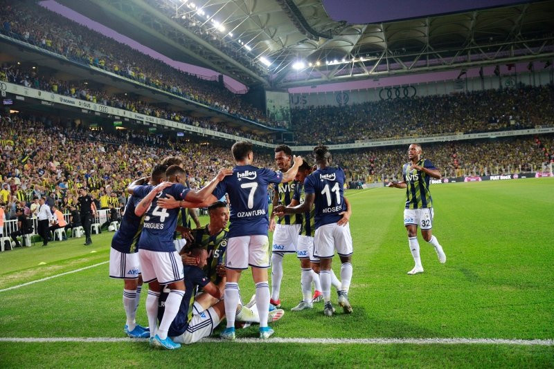Fenerbahçe'de flaş Vedat Muriç gelişmesi! Çıplak gözle izleyecekler