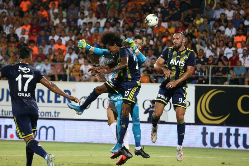 Rıdvan Dilmen'den flaş Galatasaray Fenerbahçe derbisi yorumu
