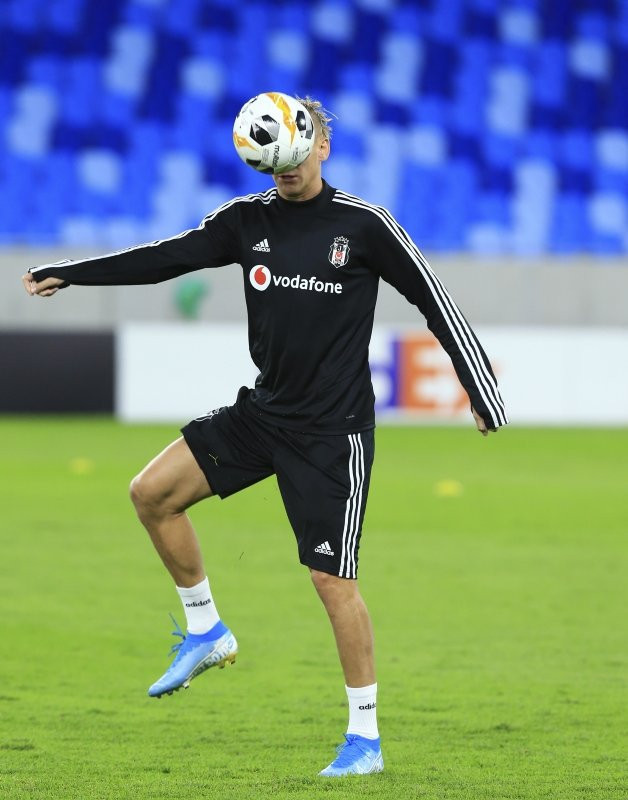 Abdullah Avcı'dan büyük sürpriz! İşte Beşiktaş'ın Slovan Bratislav ilk 11'i