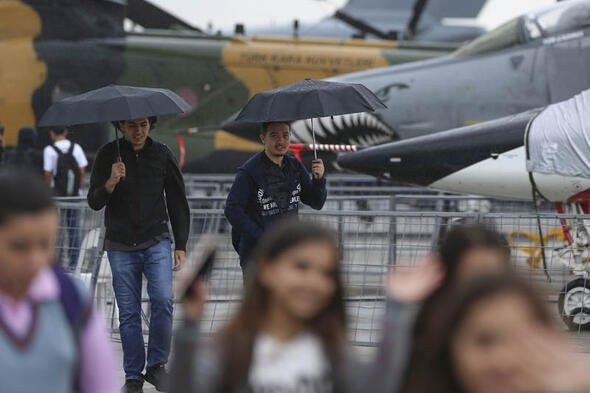TEKNOFEST'e ilgiyi yağmur bile durduramadı