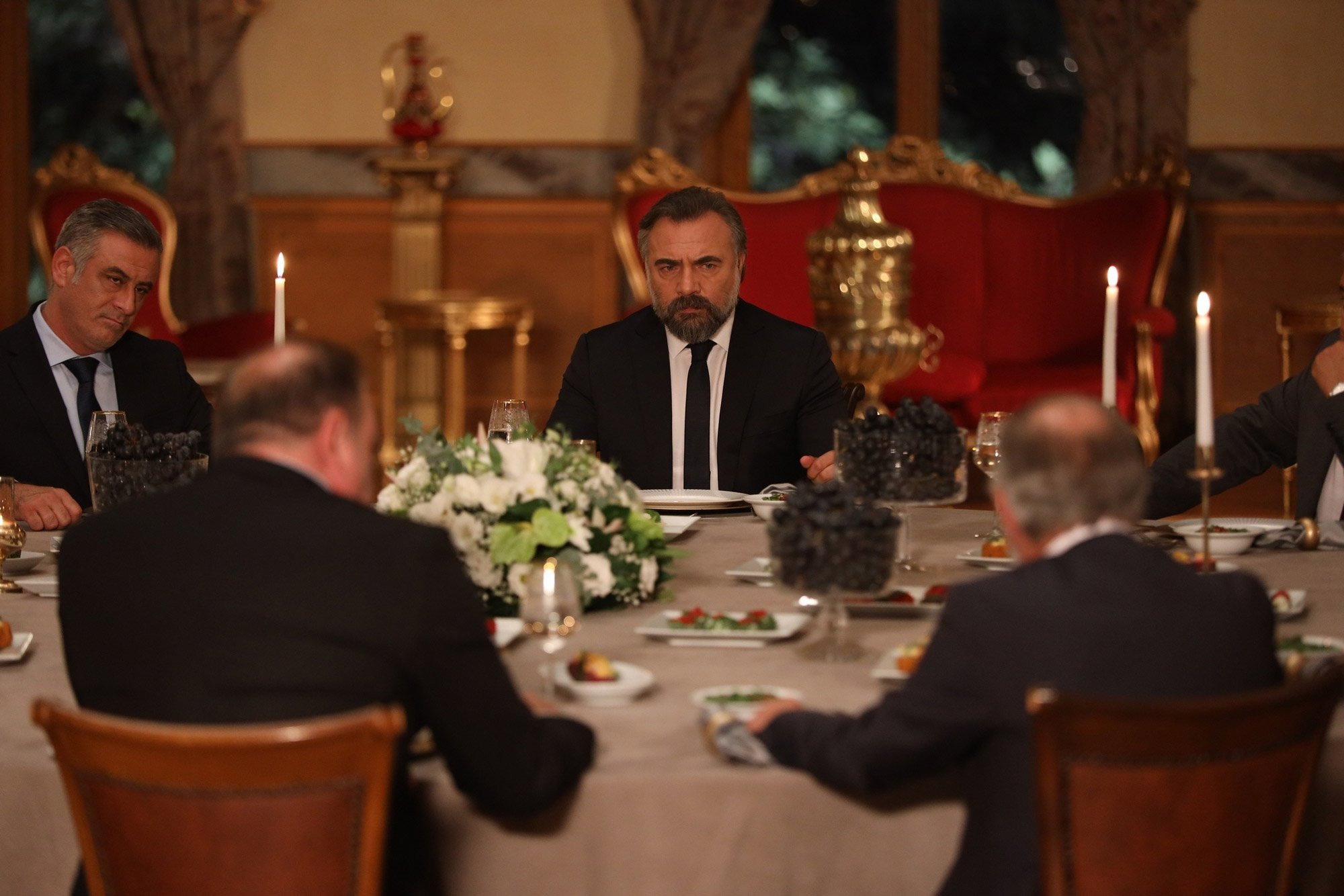 Eşkıya Dünyaya Hükümdar Olmaz’da Hızır Büyük oynuyor