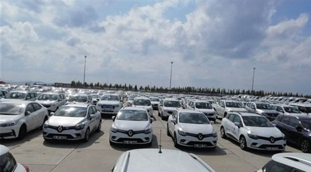 Akit yazarından özür: ''Özür dilerim Ekrem Bey başkanlık sizin hakkınız''