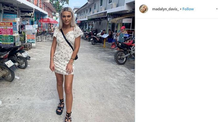 Genç kız selfie kurbanı ! Feci şekilde hayatını kaybetti