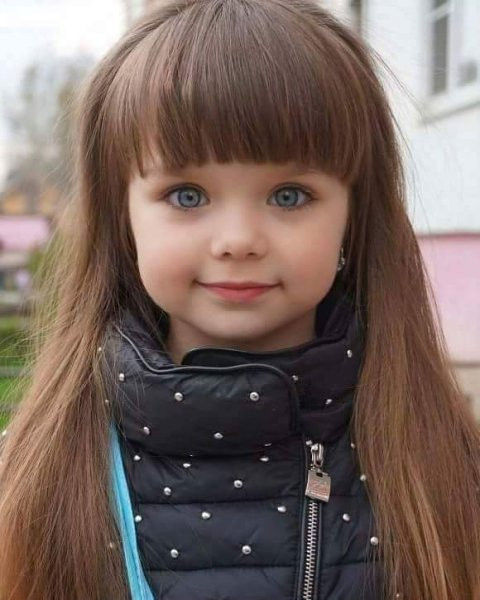 Dünyanın en güzel kızı Anastasia Knyazeva büyüdü