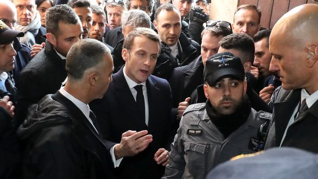 Macron, İsrail polisiyle tartıştı