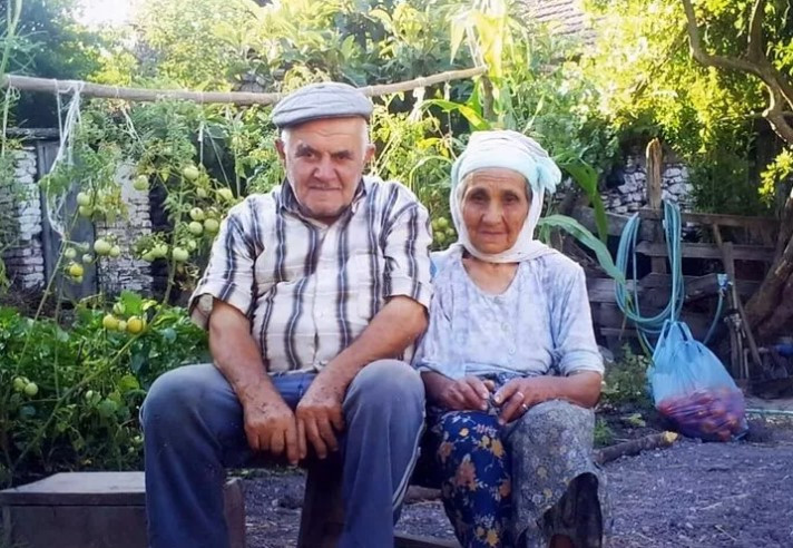 68 yıldır evli çift 10 dakika arayla hayatını kaybetti