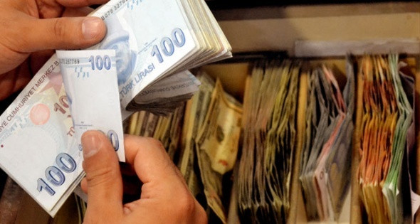 Deprem vergisi Bakan Albayrak'a soruldu