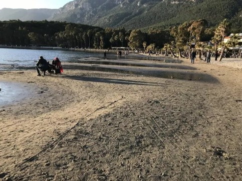 Muğla'da deprem sonrası korkutan görüntü