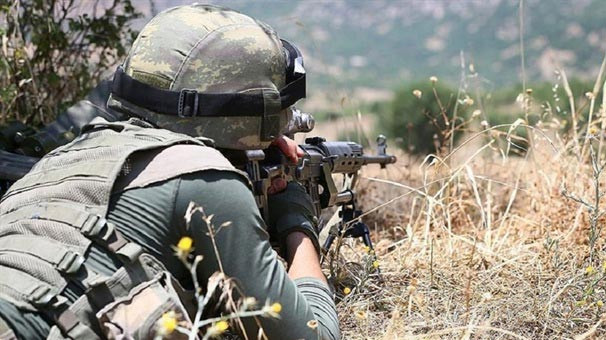 PKK darma duman ! Bakanlık açıkladı: 3'ü üst düzey, 211 terörist...