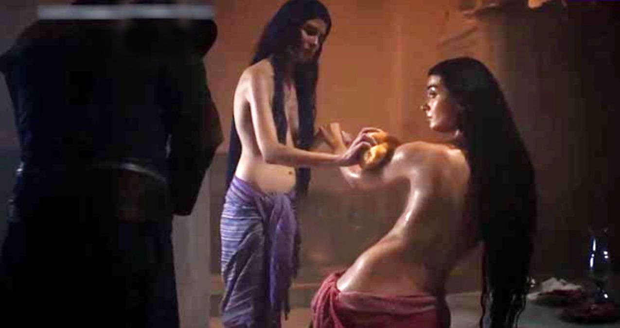 Tuba Büyüküstün’'ün hamam sahnesi olay oldu