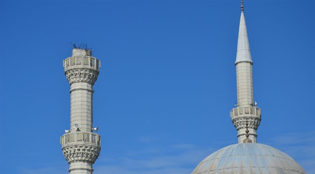 Depremde minaresi yıkılan camiyi fırtına vurdu - Resim : 1