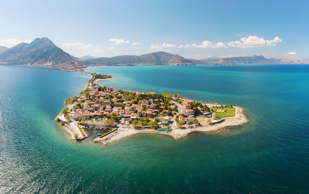 Eğirdir Gölü kuruyor! 16 metreden 4 metreye düştü