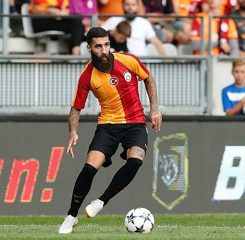 Galatasaray'da sürpriz ayrılık!