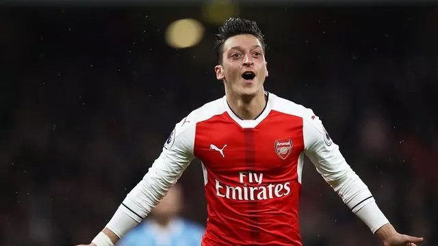 Suudi Arabistan ekibinden Mesut Özil'e rekor teklif