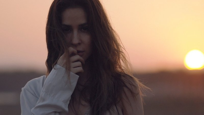 Aynur Aydın’a konserde taciz şoku