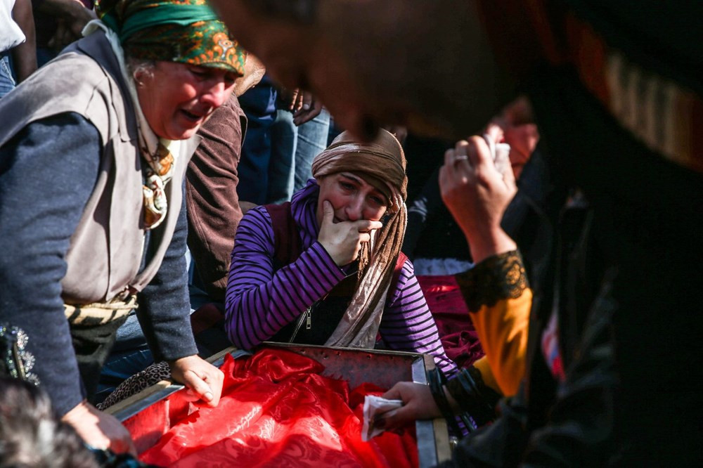 Alçak saldırının küçük kurbanlarına yürek yakan veda