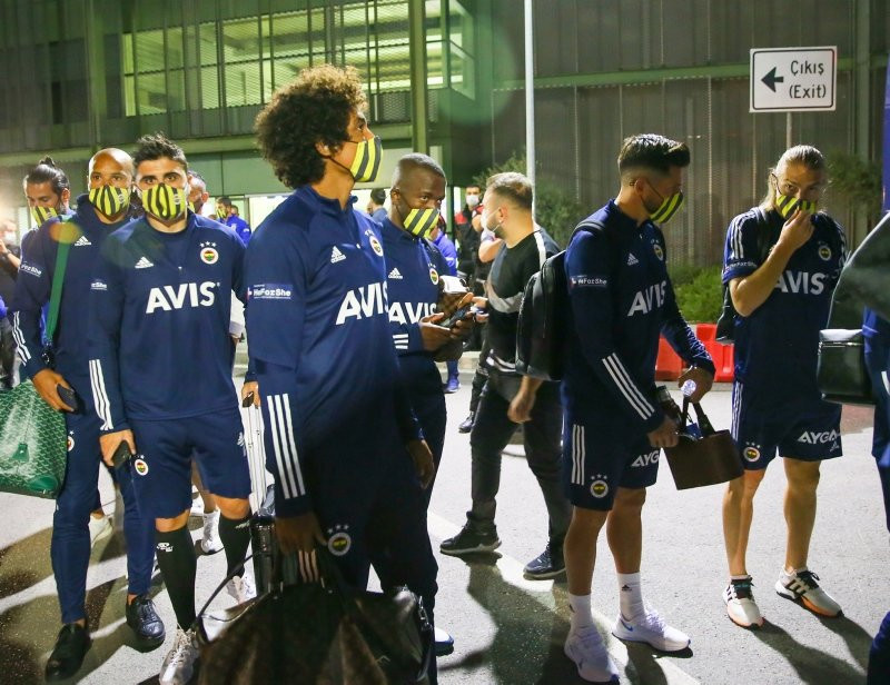 Fenerbahçe ve Galatasaray transferde karşı karşıya