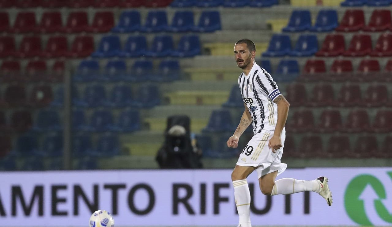 Merih Demiral öfkesine hakim olamadı!