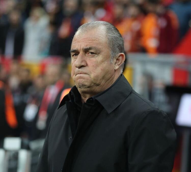 Fatih Terim 5 futbolcunun biletini kesti