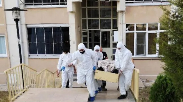 Koronavirüs bulaşmasın diye tedavi olmayı reddetti, evinde ölü bulundu