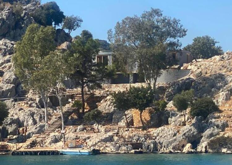 Cennet koyda İngiliz şirketin yaptırdığı villa için şikayet yağdı!