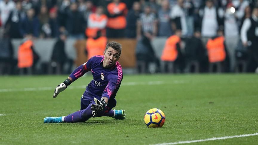 Galatasaray Muslera için gün sayıyor!