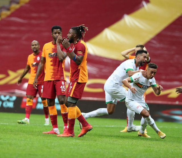 Galatasaray Muslera için gün sayıyor!