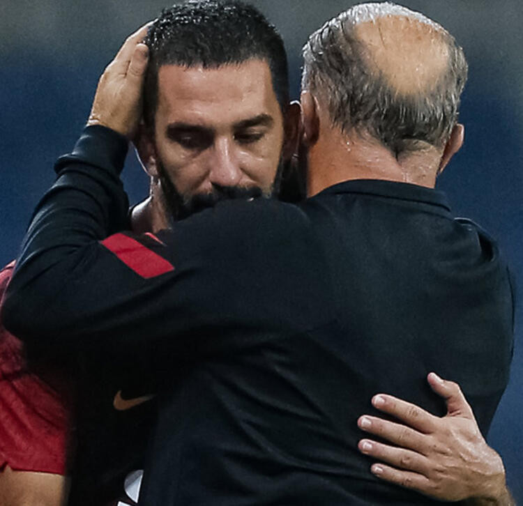 Arda Turan'a 103 bin liralık haciz şoku!
