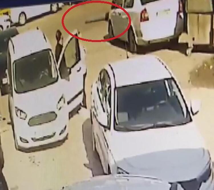Kamyonetteki oksijen tüpleri füze gibi fırladı!