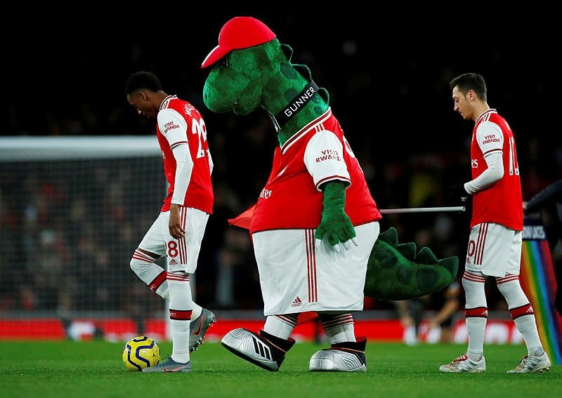 Mesut Özil için 4 seçenek var