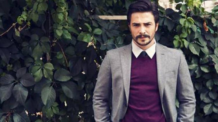 Ahmet Kural yeni imajını paylaştı