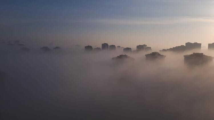 İstanbul yeni güne sisle uyandı