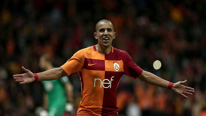 Galatasaray'da Feghouli'yle ipler kopuyor!