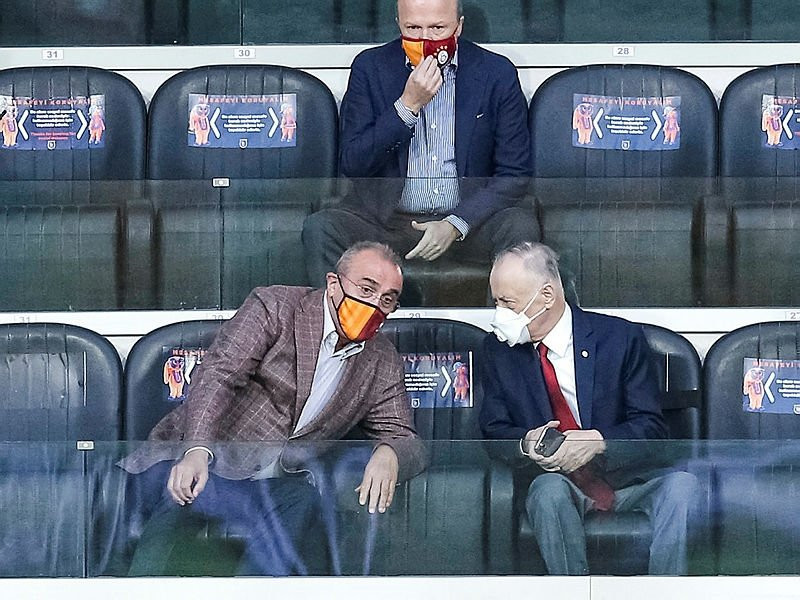 Mustafa Cengiz'e ''Fatih Terim ile yolları ayırın'' telefonu