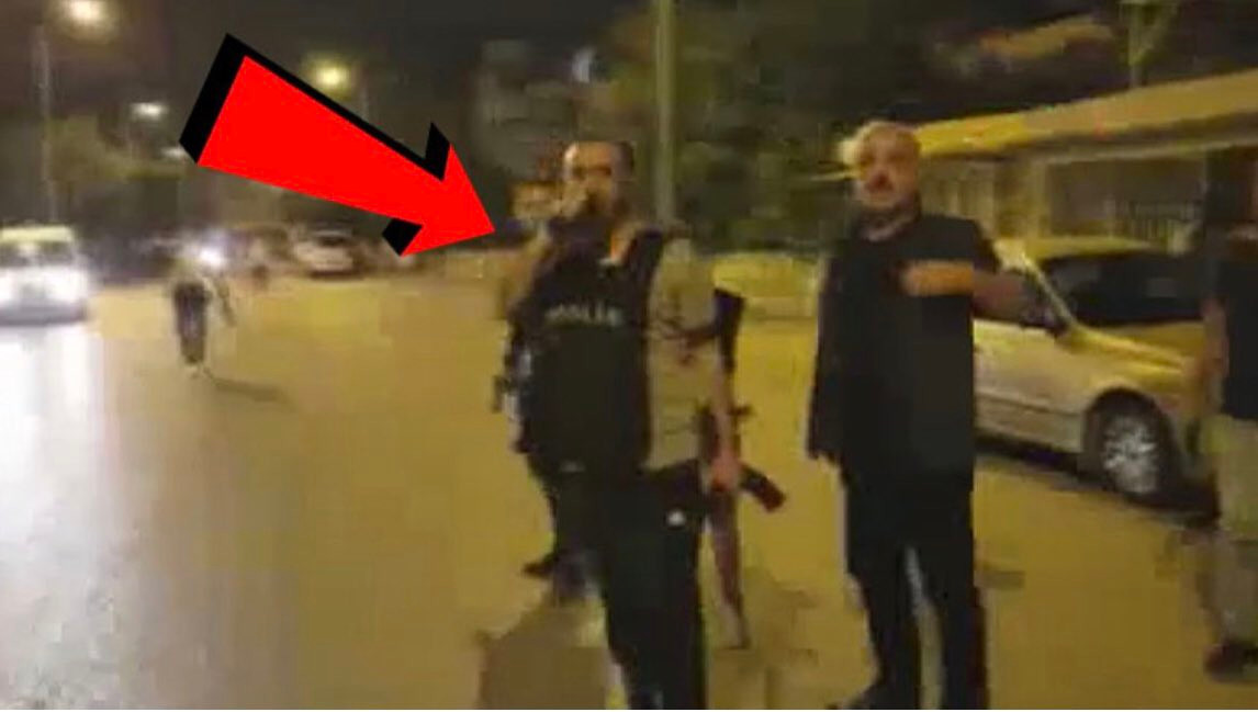 Emniyet müdürü sokakta terörist avına çıktı