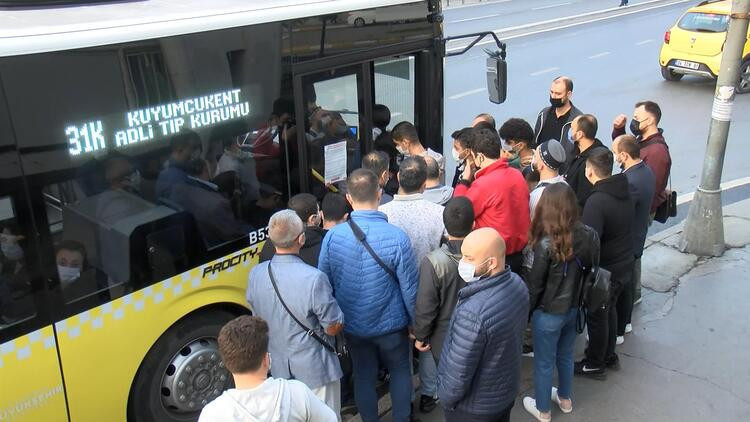 İstanbul'da toplu taşımada korkutan görüntüler