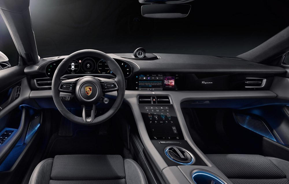 Porsche ilk tam elektrikli modeli Taycan Türkiye'de
