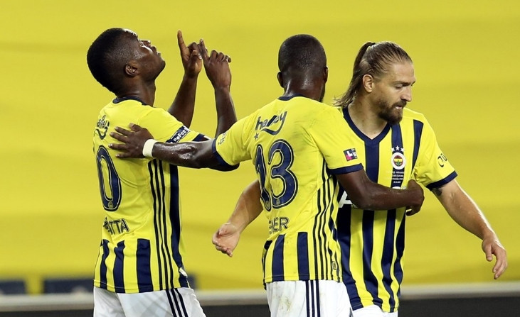 Fenerbahçe, Fatih Karagümrük'ü kendi evinde yendi