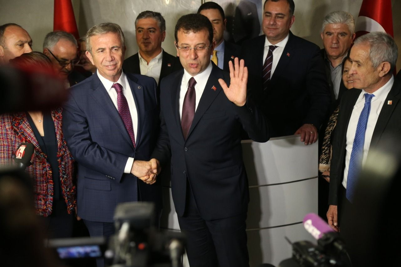AK Parti seçimlerde kaybettiği belediyeler için harekete geçti