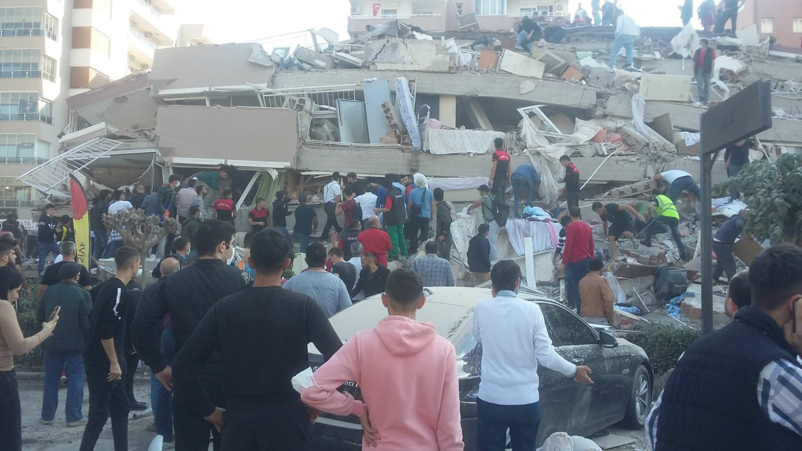 İzmir'in ardından Aydın'da 5.1 büyüklüğünde deprem